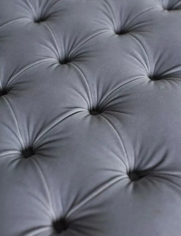 Belford Chesterfield Upholstered Sleigh Bed